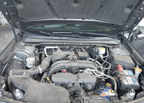 2018 Subaru Outback 2.5I Limited z USA, uszkodzony, nr VIN 4S4BSANC1J3396527